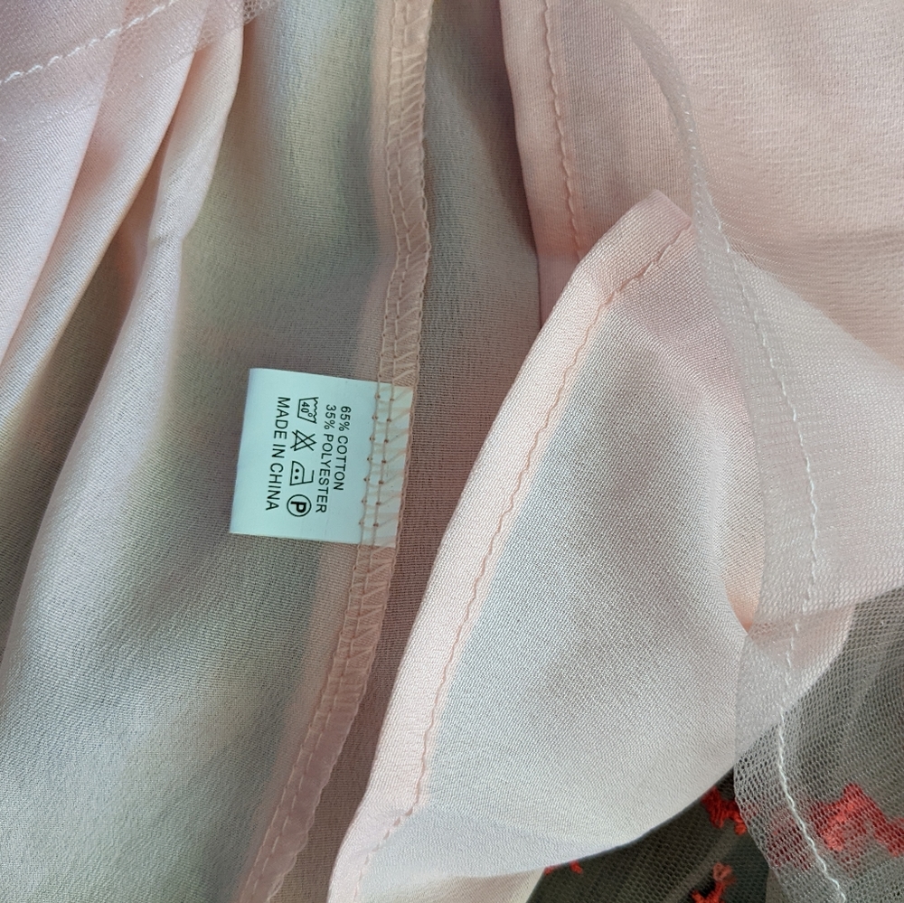 NWOT Pink and Red Lace Dress w Bell Sleeves Sweet & Unique - Picture 7 of 7